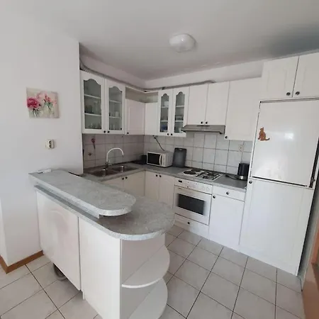 Fregata Duplex- Spacious & Bright With A Terrace -Near Beaches- Easy To Old Town (Adults Only) Appartement Split